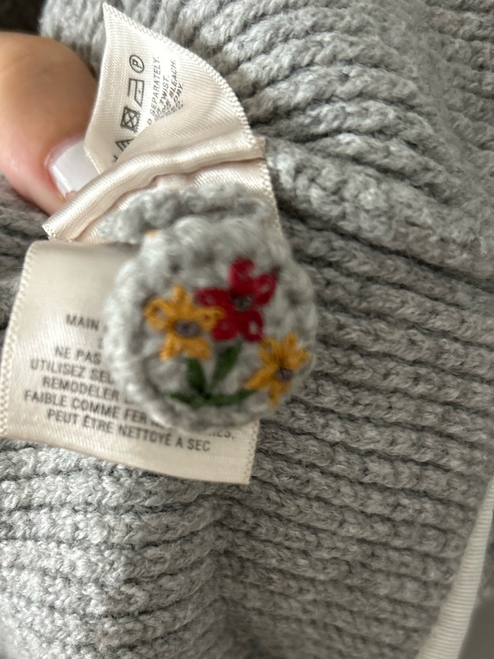 Anthropologie Moth Grey Cotton Blend Cardigan With Embroidered Button Size M - Picture 8 of 9